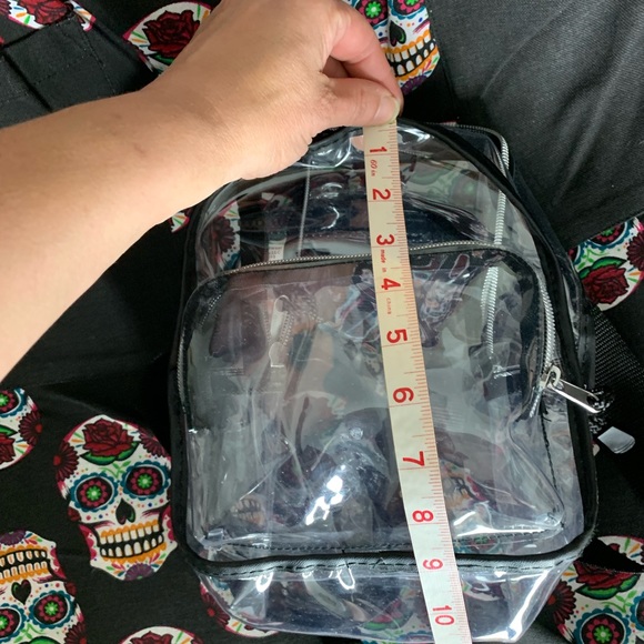 Clear Back Pack - Picture 5 of 8